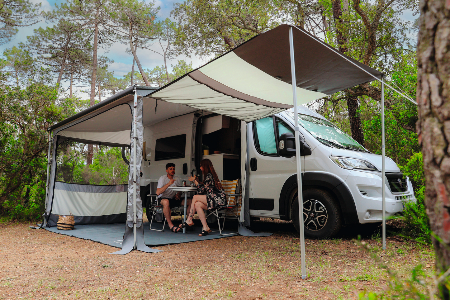 PRIVACY-ROOM Ultra Light 260 Van