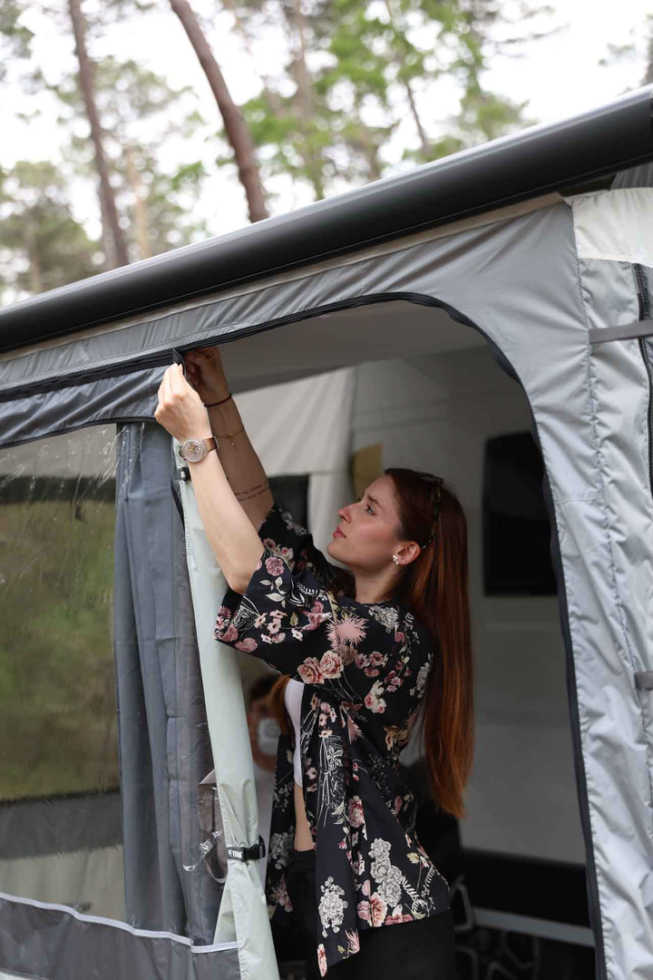 PRIVACY-ROOM Ultra Light 260 Van
