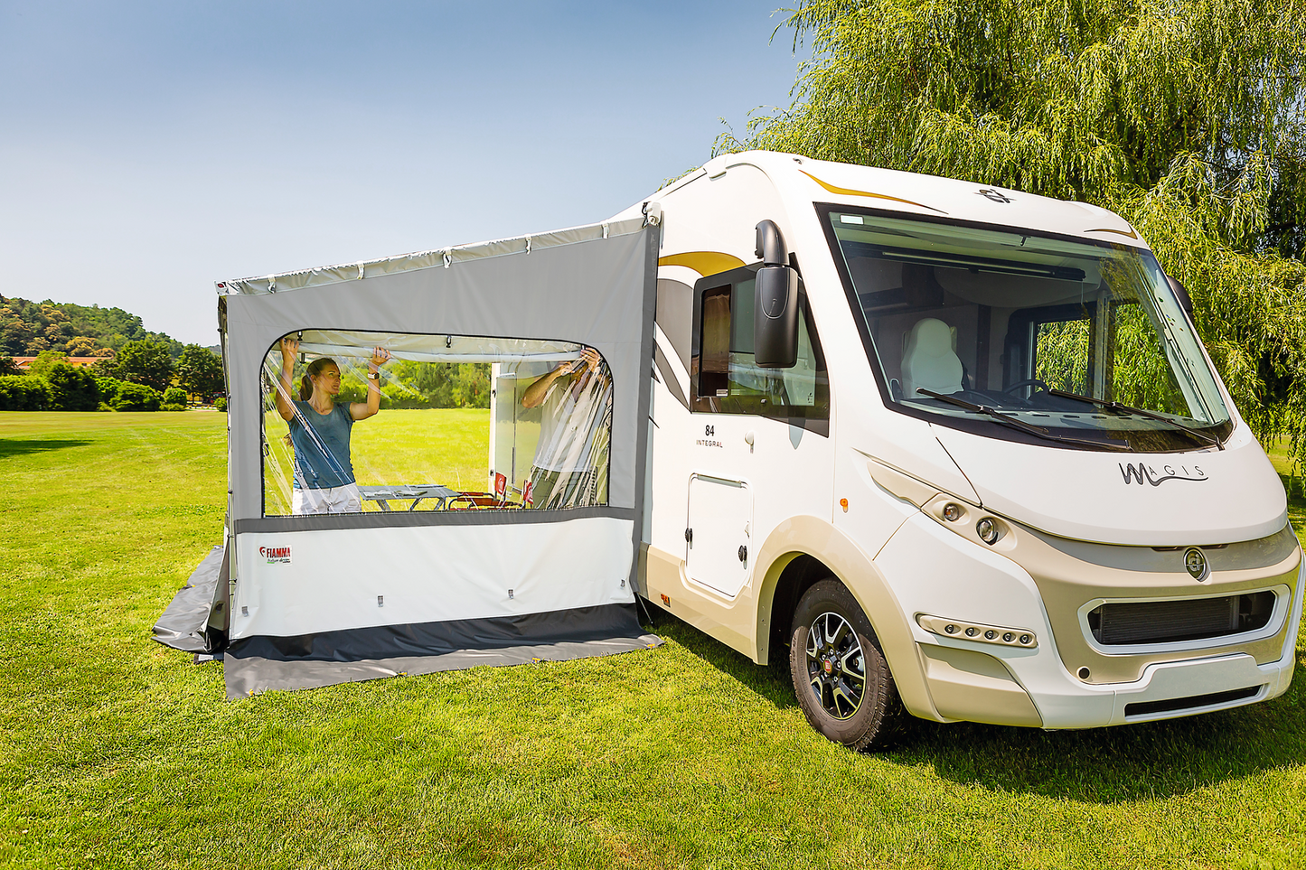 Side W Pro Shade CaravanStore links