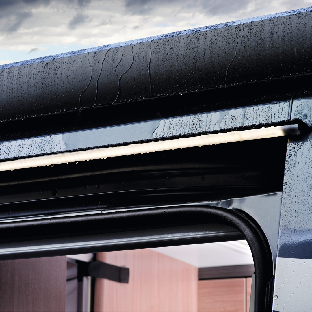 LED-Regenrinne RainTEC RT100 schwarz
